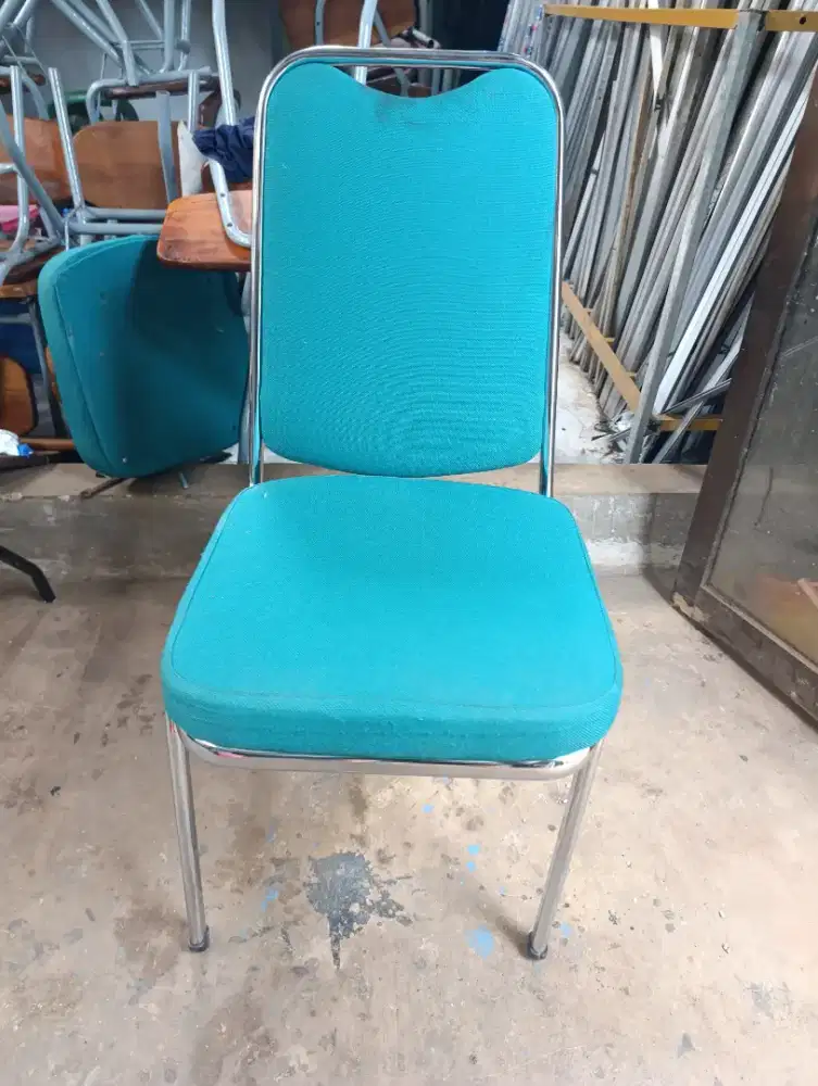 Jual Kursi second merk FUTURA, Lok Pamulang barat, Tangsel