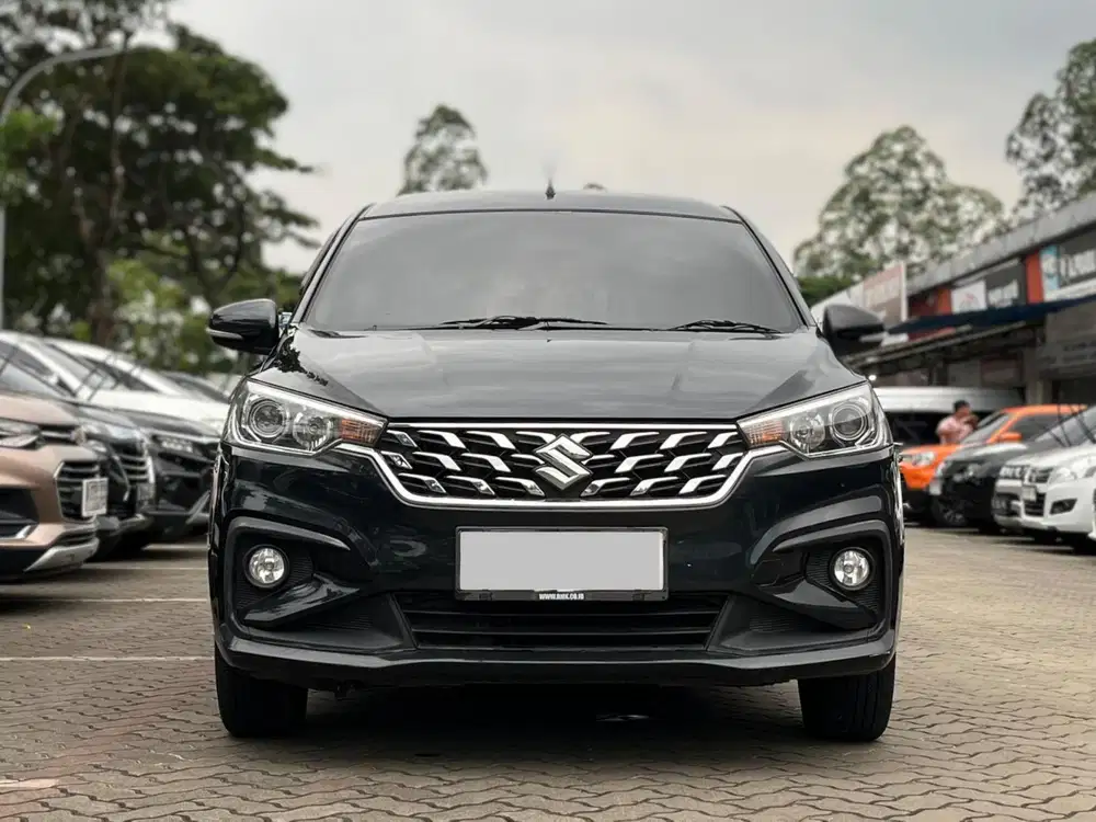 DP 20jt // 2023 SUZUKI ERTIGA GX HYBRID 1.5 AT