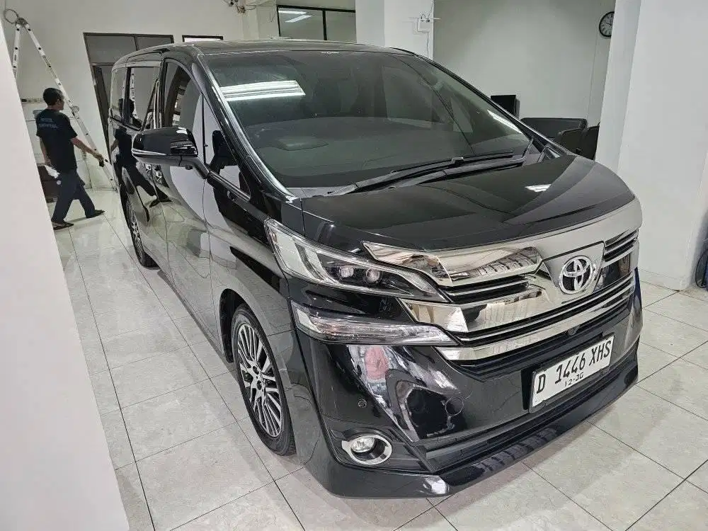 TOYOTA VELLFIRE 2.5 G ATPM AT 2016 HITAM, KM 82 RB, TERAWAT SKL, MULUS