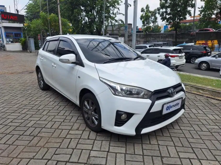 DP MURAH Toyota Yaris 1.5 G Bensin-AT 2015  C5XIA
