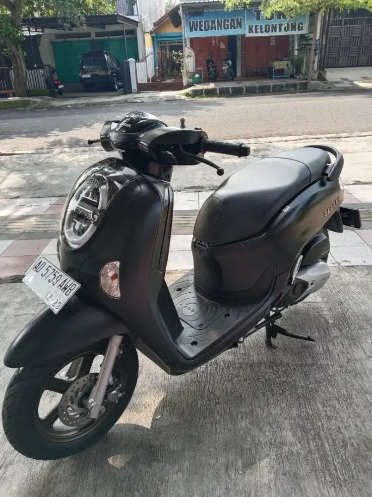 Scoopy Prestige istimewa