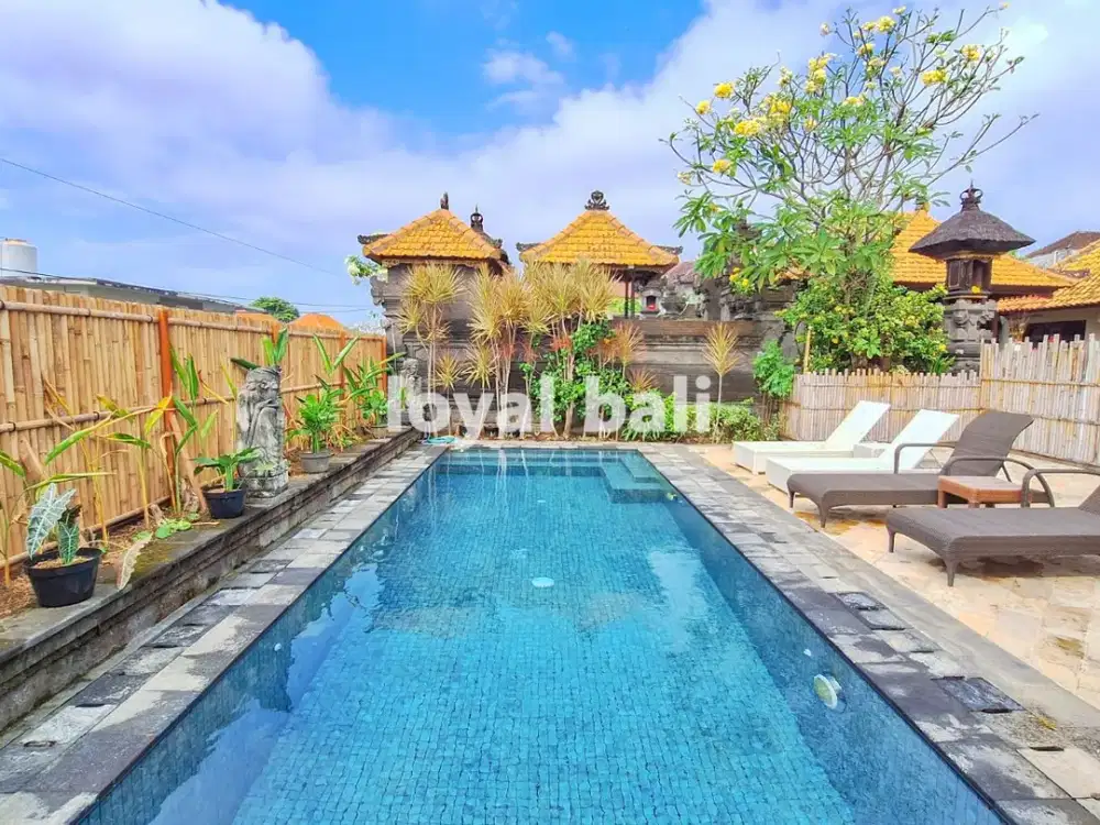 Villa, Villa 3 Kamar Tidur dengan Pemandangan Teluk di Jimbaran, Badung, Bali