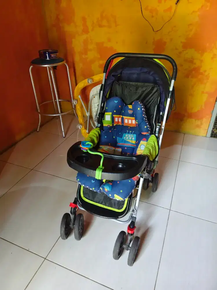 Stroller bayi lengkap