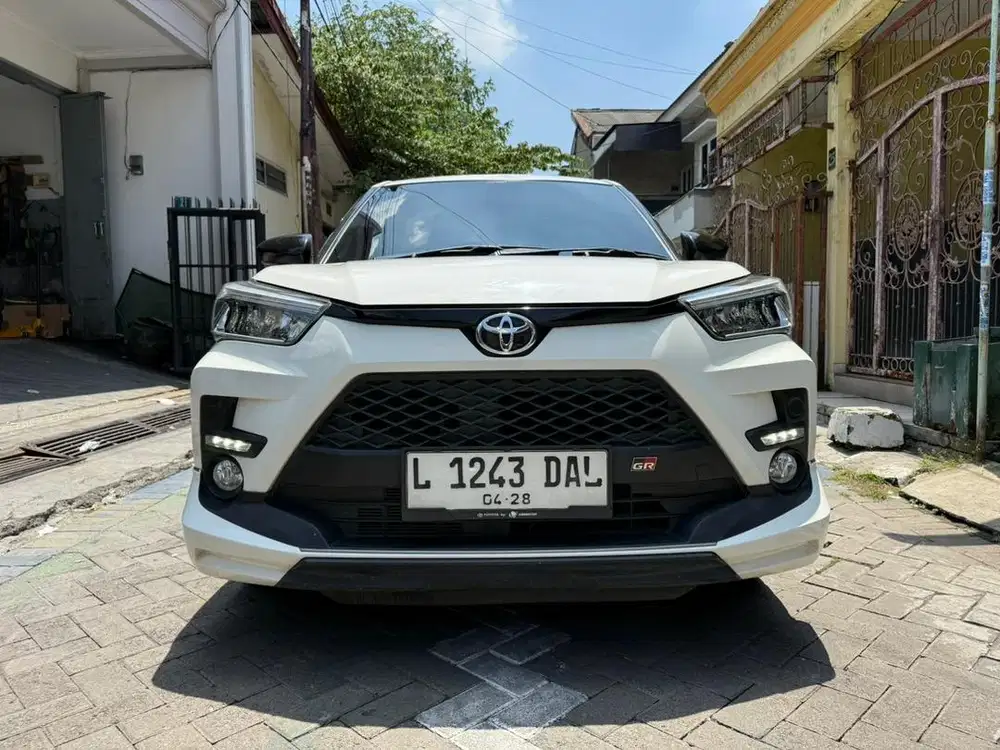 TOYOTA RAIZE 1.0 GR SPORT MATIC 2023 PAJAK BARU