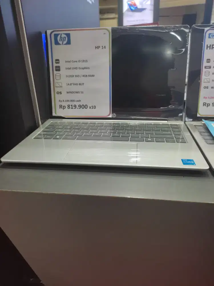 Hp 14 ram 4 GB 512gb SSD.. bisa cicilan tanpa DP