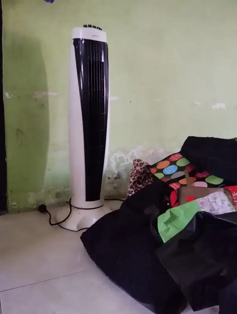 Cooler ruangan kondisi mati