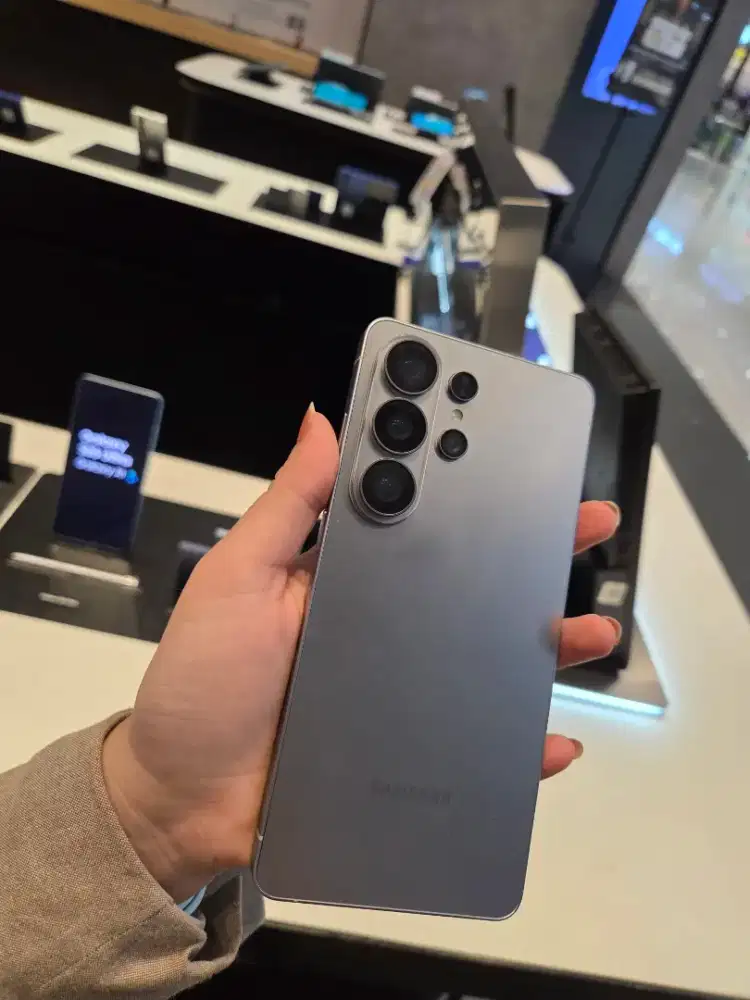 SAMSUNG GALAXY S26 ULTRA