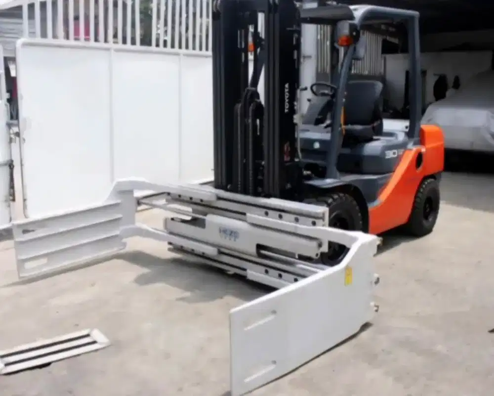 Bale Clamp Forklift Diesel 2,5ton