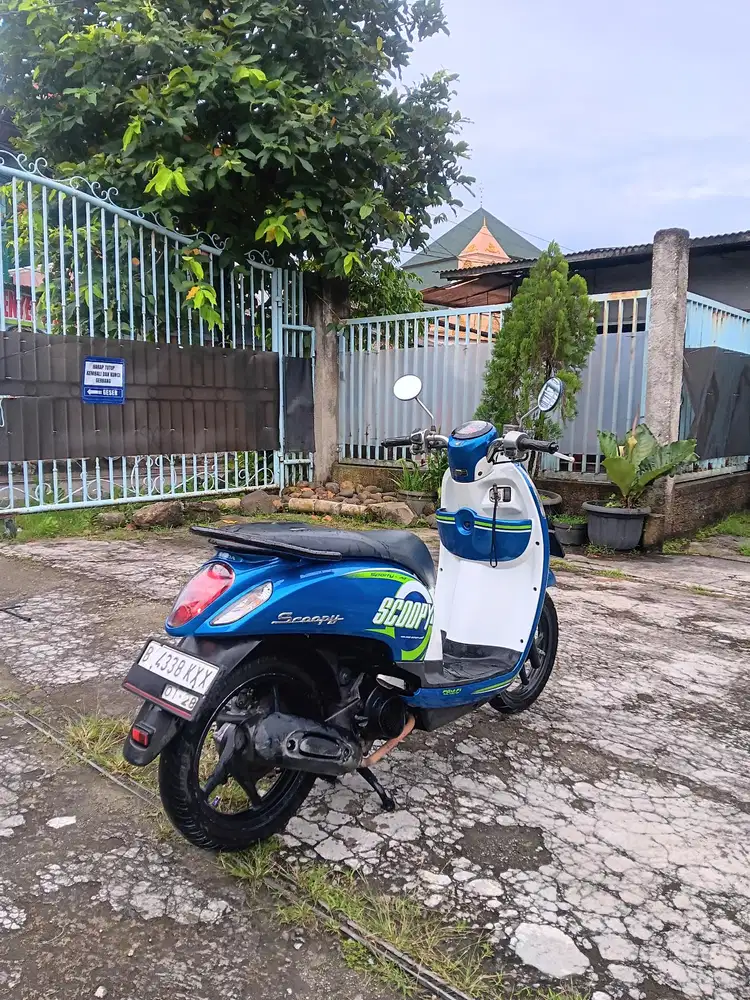 -Honda Scoopy Sporty