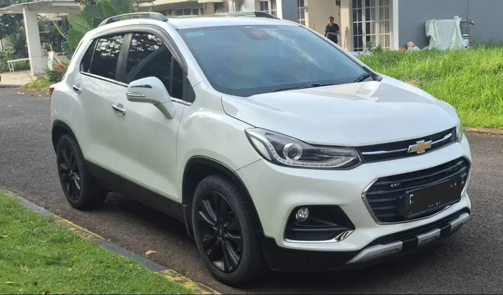 Grade A, Chevrolet Trax Turbo LTZ 2017 Putih Metallic, tangan pertama