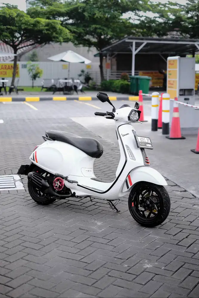 JUAL VESPA MATIC BEKAS/SECOND SPRINT S 2024 MURAH BERGARANSI