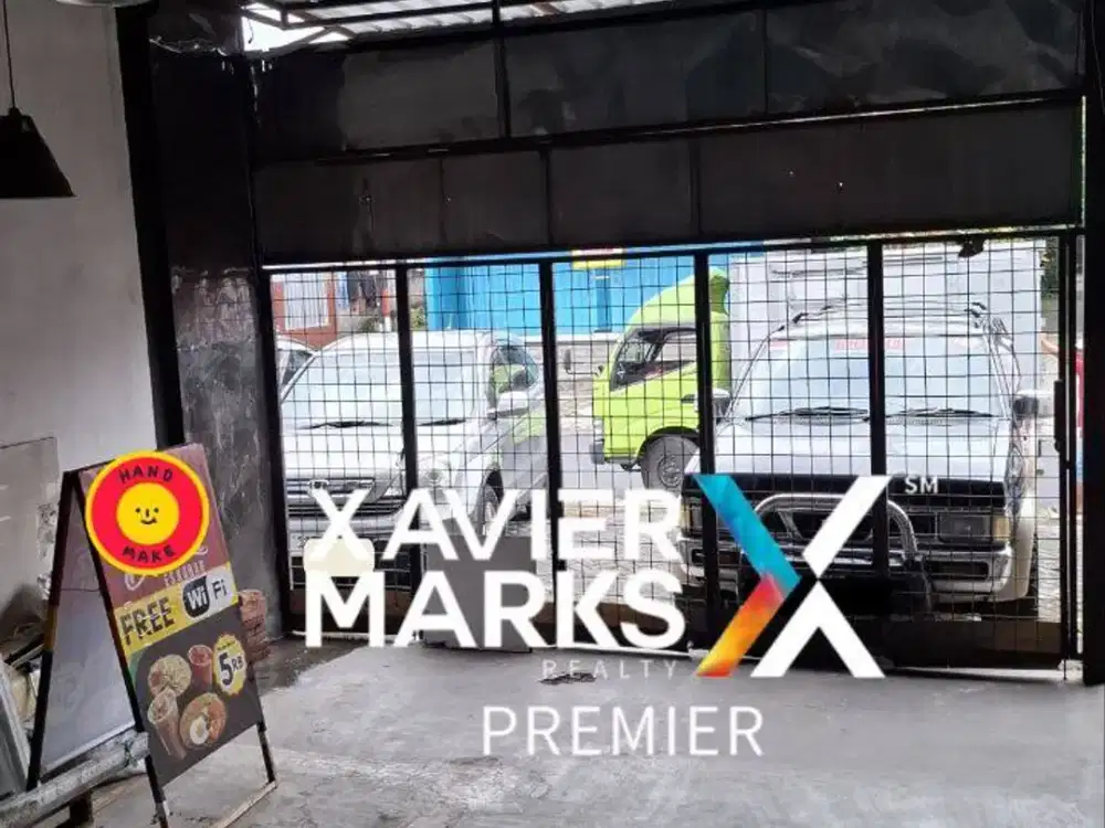 Dijual Ruko Terawat 2Lt Dg Area Parkiran Luas Siap Pakai Lokasi Strategis Cocok untuk Berbagai Jenis Usaha Dekat Area Pemukiman di Nol Jalan Bandulan