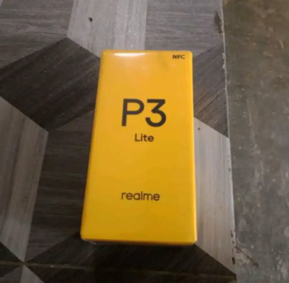 Realme P3 Lite warna putih