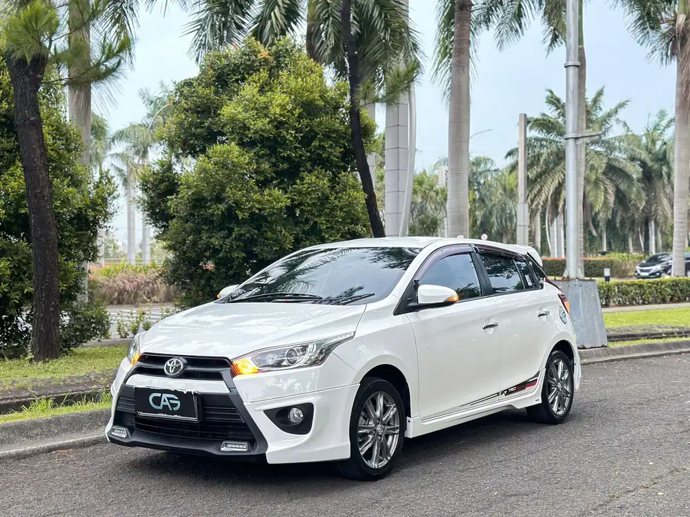 KM70RB / TOYOTA YARIS S TRD AT 2014 AT AUTOMATIC SPORTIVO