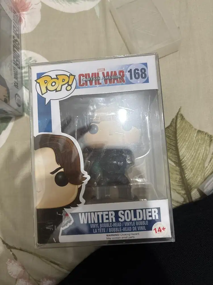 funko pop bucky barnes/winter soldier