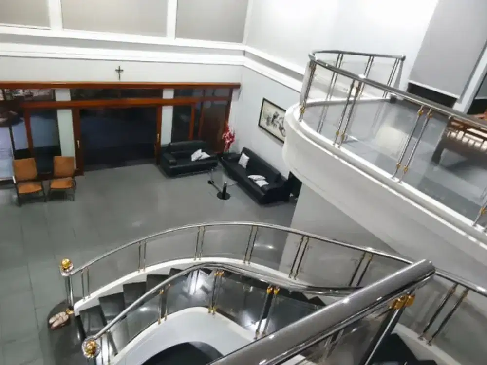 DIJUAL RUMAH 2 LANTAI DI MAINROAD JL LENGKONG KECIL BANDUNG FN