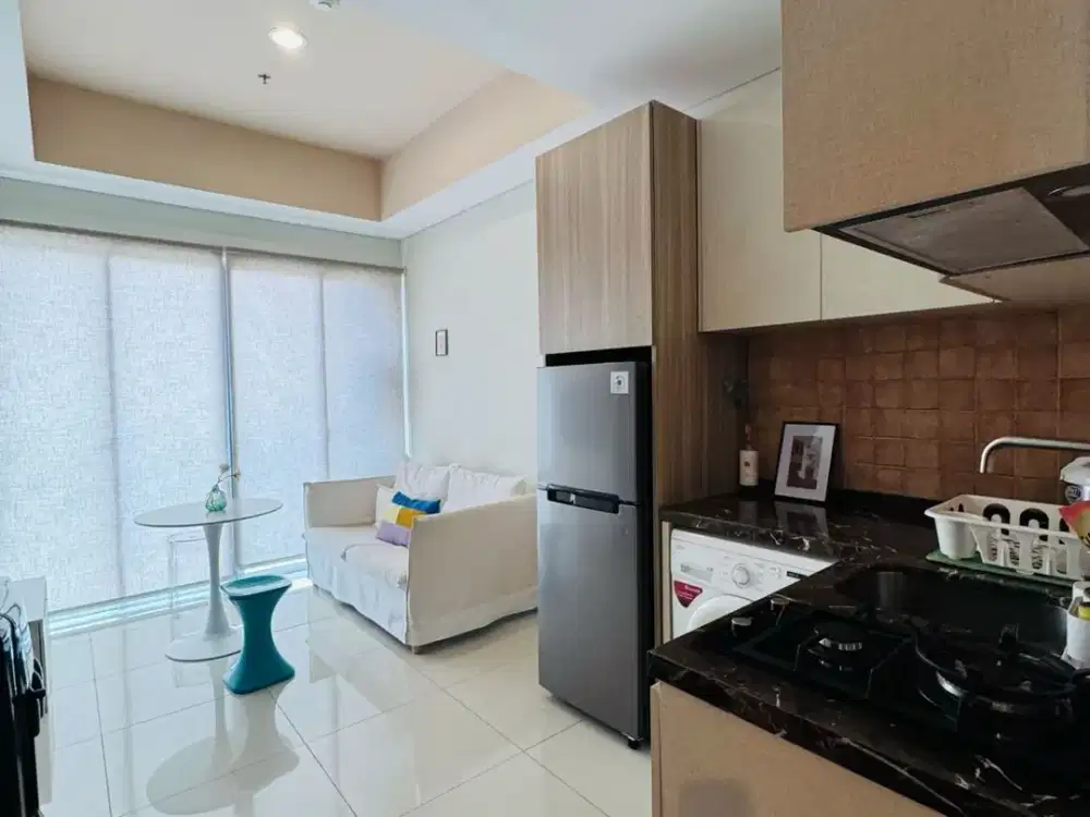 Apartemen Puri Mansion, uk 49 m2, 2BR, lantai 39, Furnished