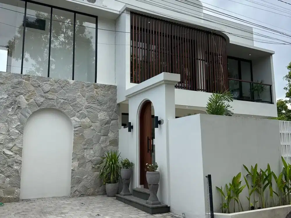 Dijual - Brand New Villa Freehold di Ungasan, Bali