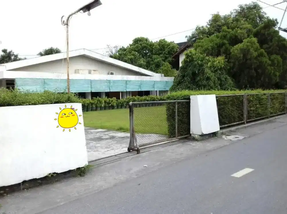 Tanah luas plus bangunan rumah induk dan kos di Tamansiswa Mergangsan