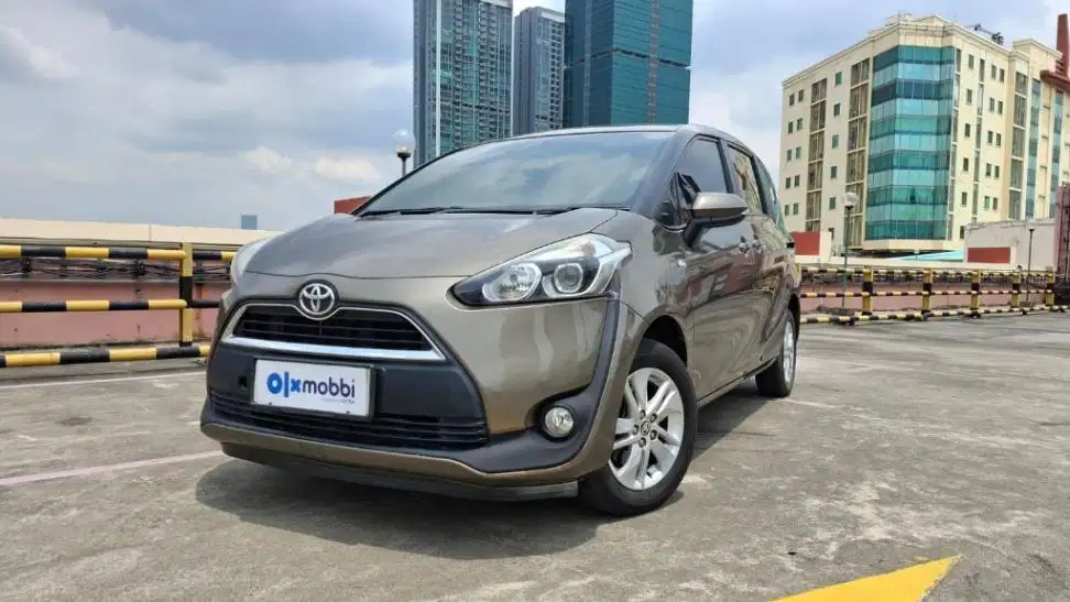 Toyota Sienta 1.5 G Bensin-AT 2017