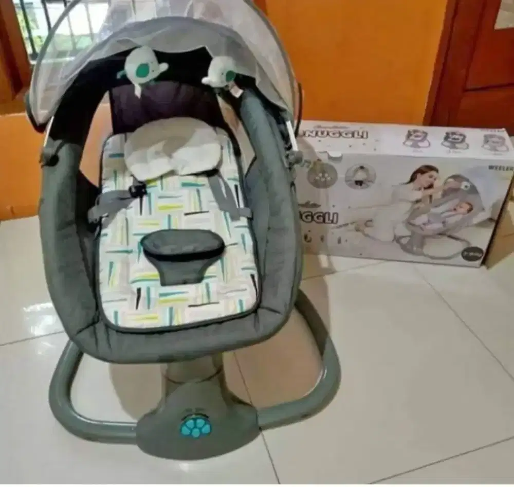 Dijual bouncer cocolatte weeler snuggli