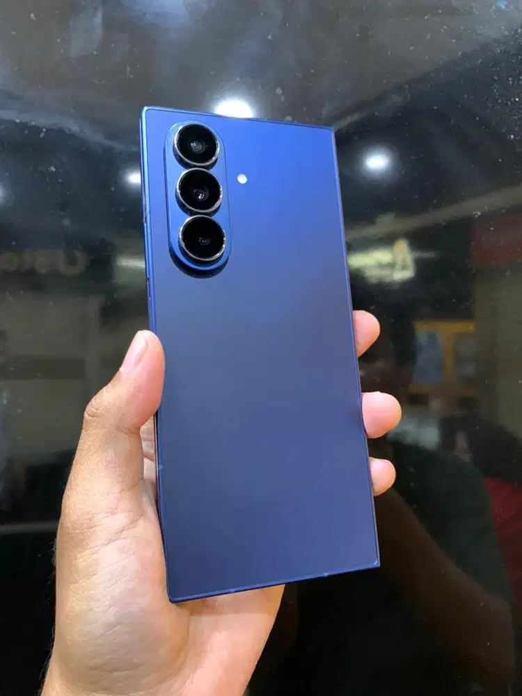 Second Samsung Z Fold 7 512GB Blue Shadow Garansi Seins