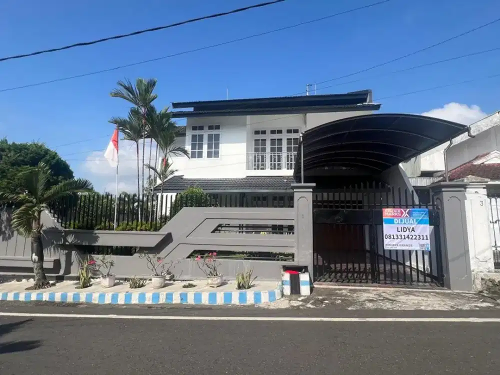 DIJUAL RUMAH  HOOK DI JALAN PATUHA TIDAR MALANG