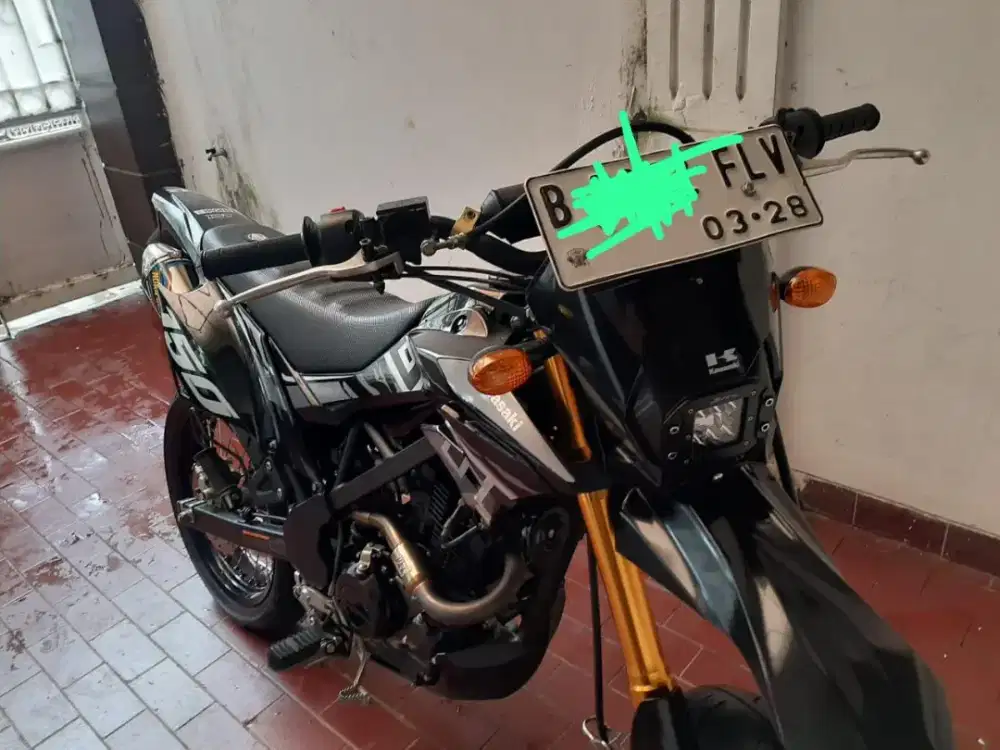 Jual cepat! KAWASAKI KLX DT S-E
TAHUN 2023
Buka harga 31 Nego.