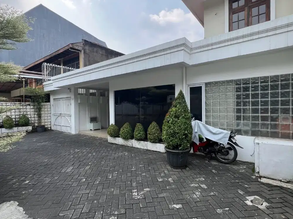 Jual Rumah Di Kebayoran Baru Jakarta Selatan , Dekat SCBD, Area Komersial, LT 346 SHM
