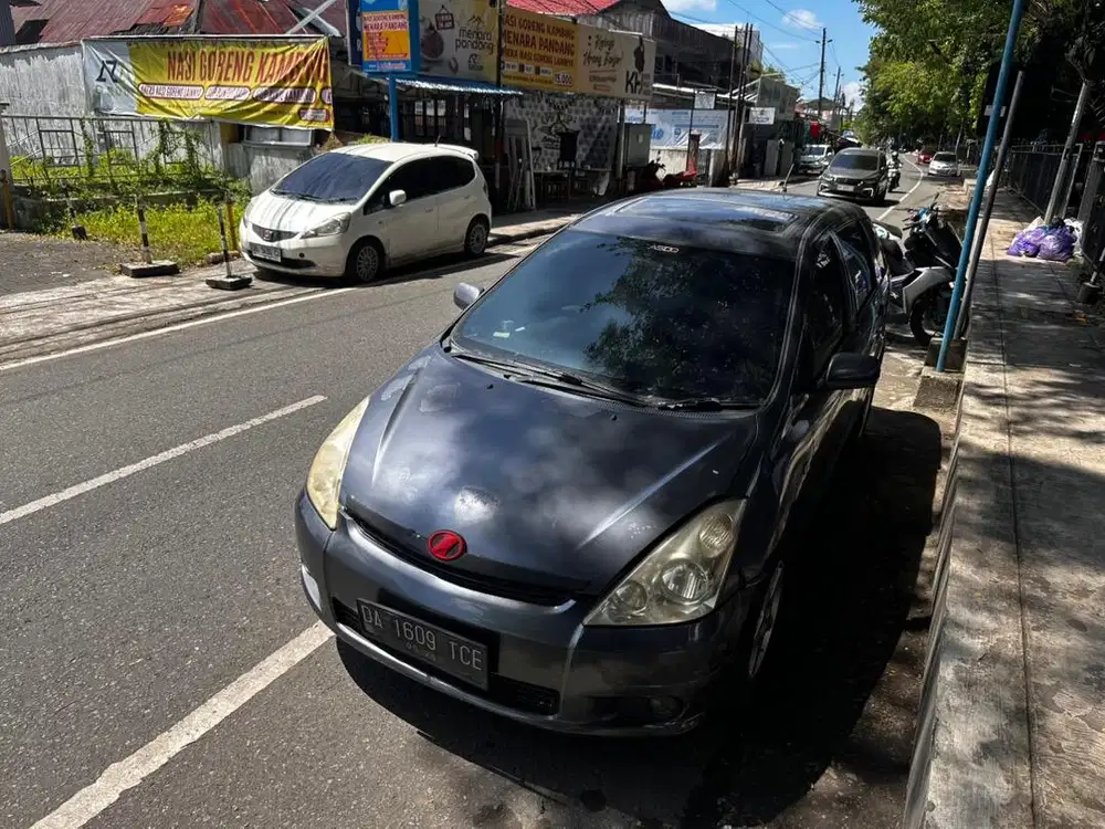 Jual cepat toyota wish 2004