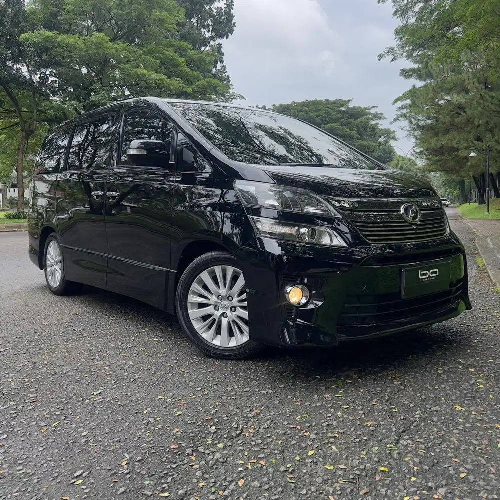 TOYOTA VELLFIRE 2.4 ZG PREMIUM SOUND CBU JAPAN