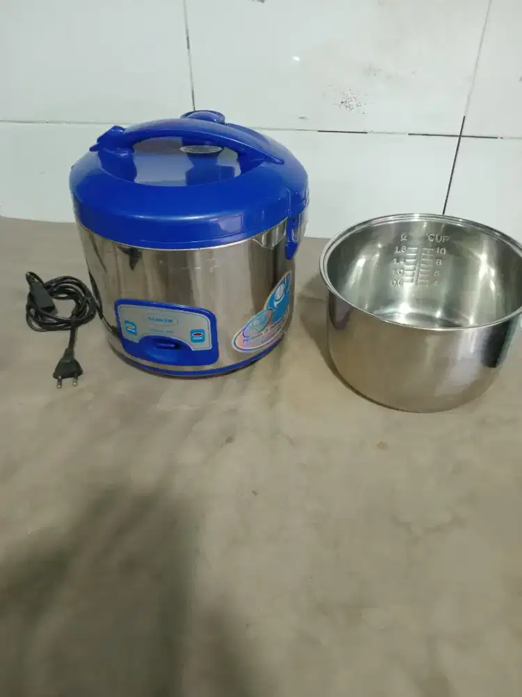 Rice Cooker 1.8 Liter