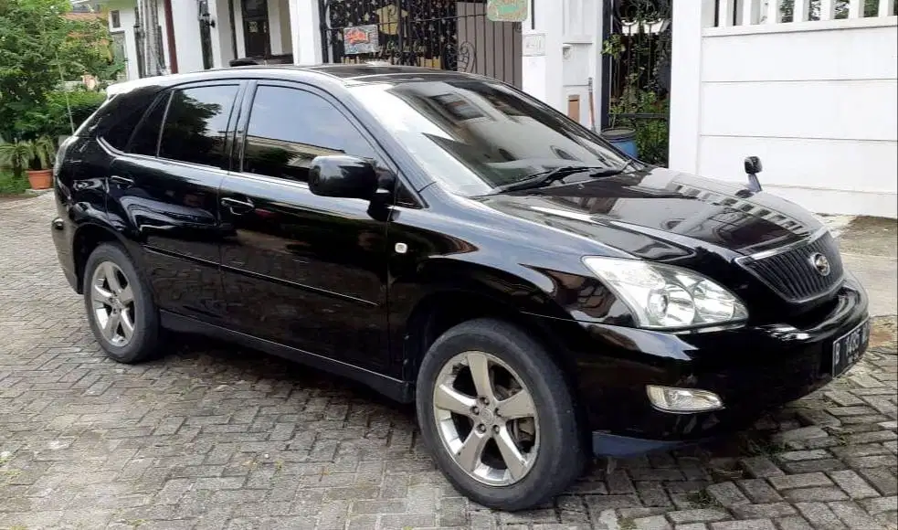 TOYOTA HARRIER 2.4L/AT 2010 Nopol AB STNK 06-26 KM 124rban Istw