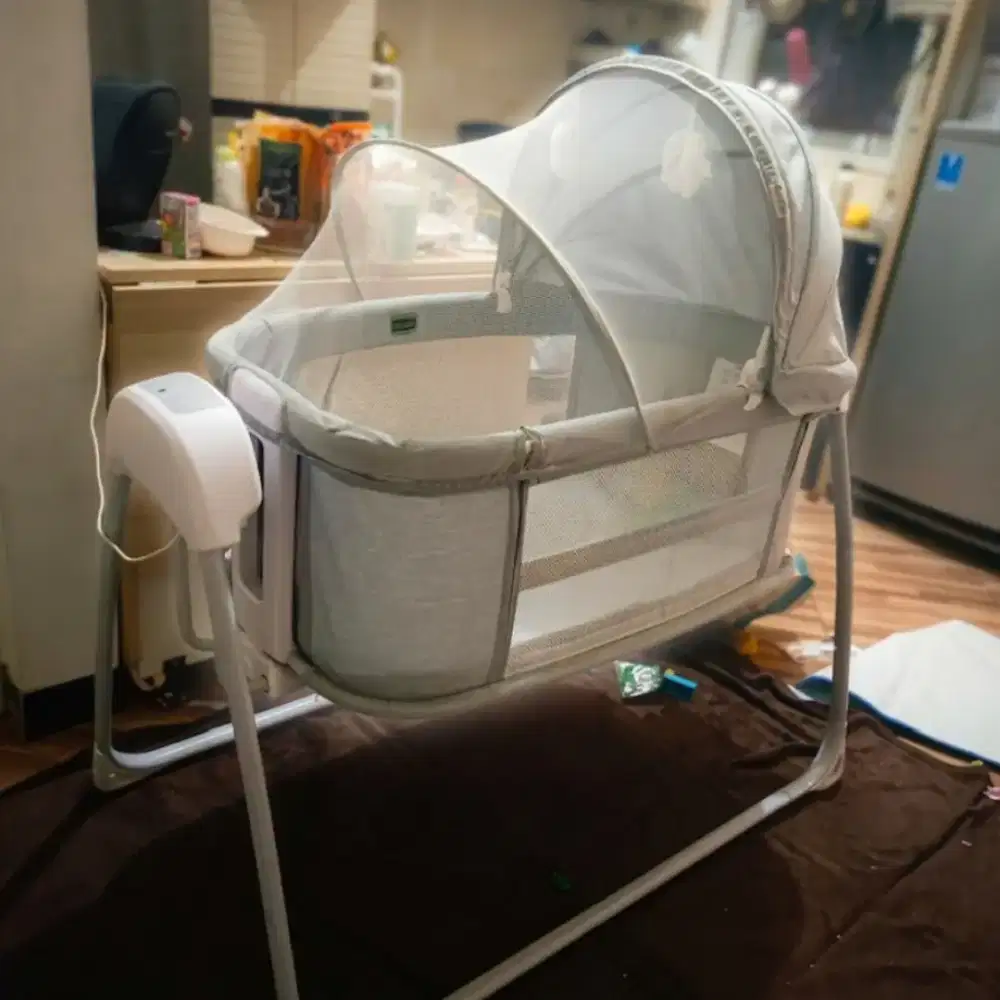 CocoLatte Auto Sway Baby Box Tempat Tidur Bayi