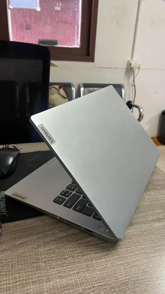 Laptop Lenovo (second)