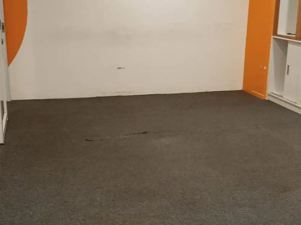 SEWA KANTOR DI JAKARTA SELTAN  TB SIMATUPANG 53M2  FITTED 130K NEGO