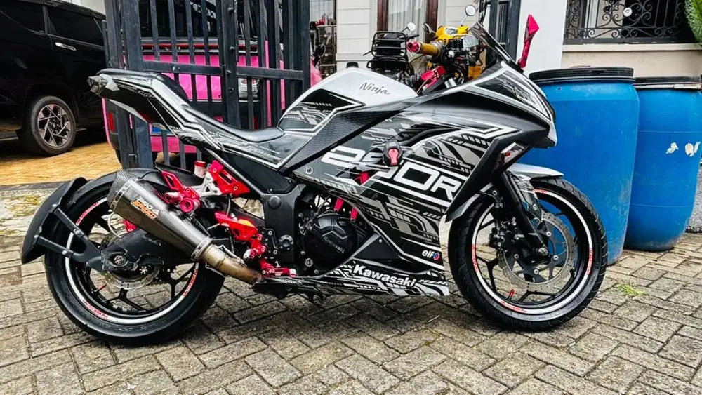 Dijual Ninja 250 FI 2012