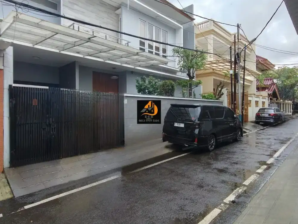 TP113.Rumah Second Dalam komplek Di Cempaka Putih Jakarta Pusat.