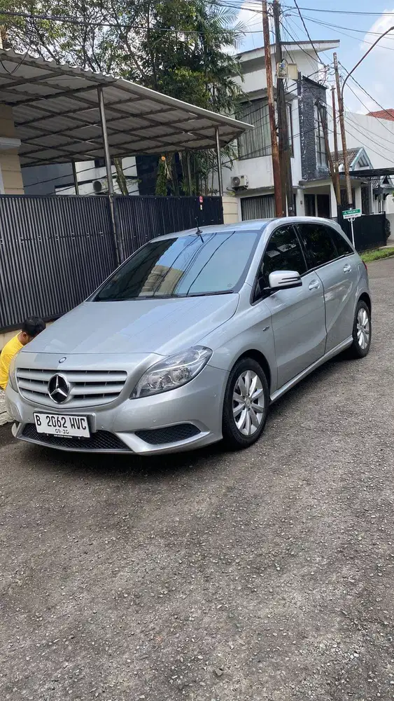Mercedes Benz B200 2012 Silver 2011 2013 Mercy Low Odo Lok Tangerang