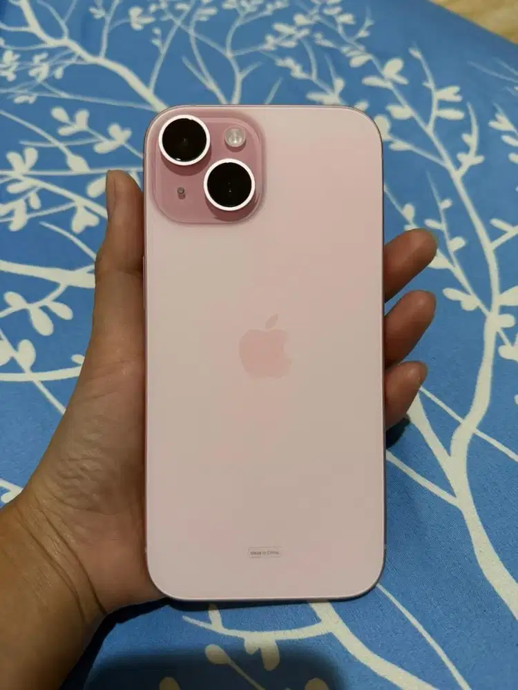 Iphone 15 Pink 128 GB Resmi Ibox