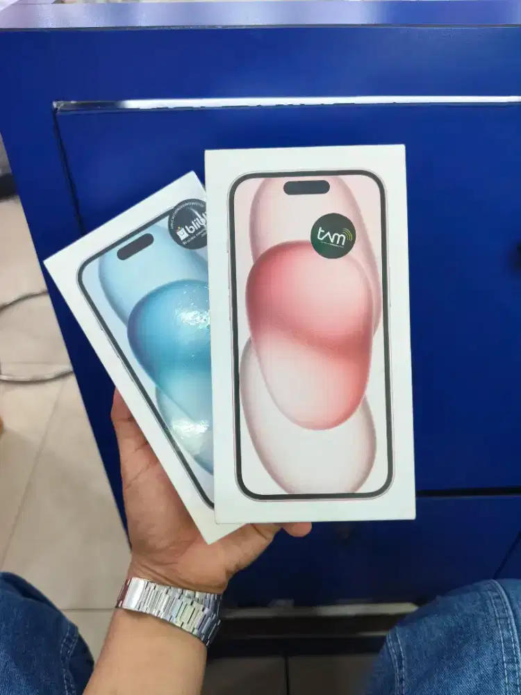 New Iphone 15 128gb Blue & Pink