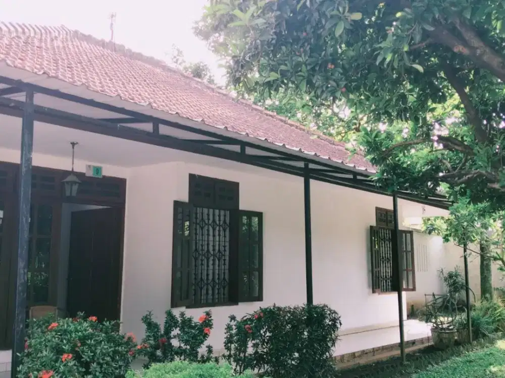 Rumah Tinggal Asri Nyaman Luas, Dekat Stasiun, Cimanggu Kecil Kota Bogor