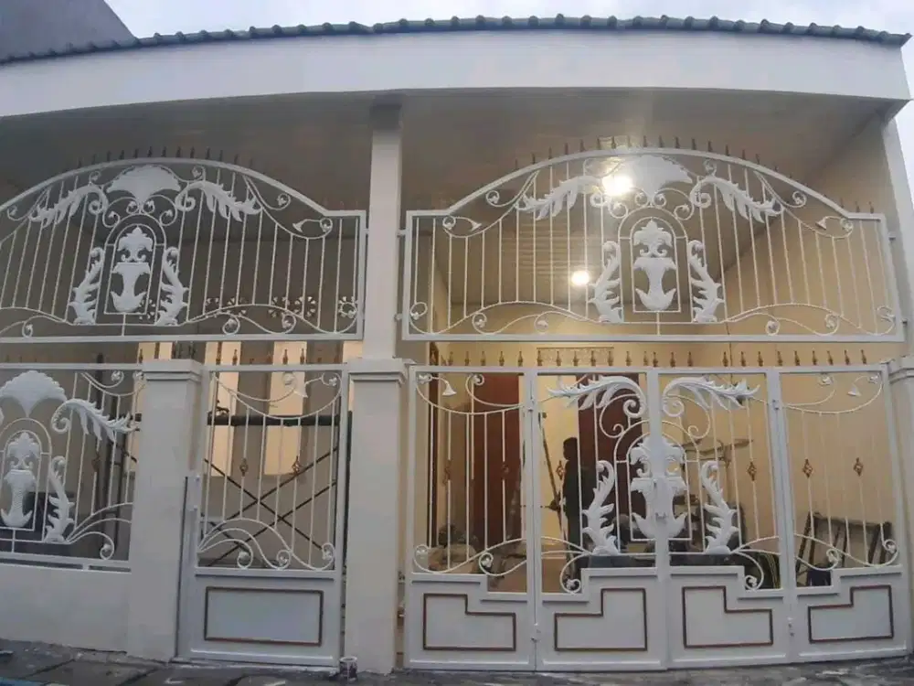 DIJUAL RUMAH GUNUNG ANYAR BARU SURABAYA RON.A657