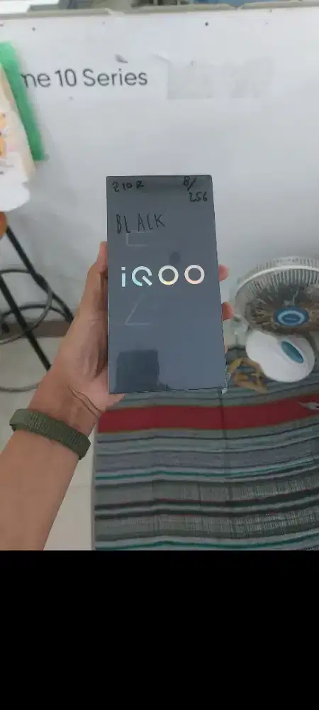 Vivo iqoo Z10R ram 12gb 5G dan8/128 garansi resmi