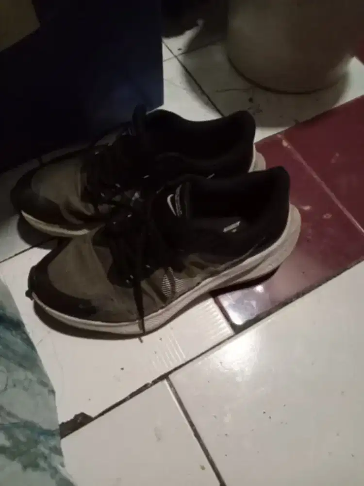 Sepatu nike orijinal seken no 41