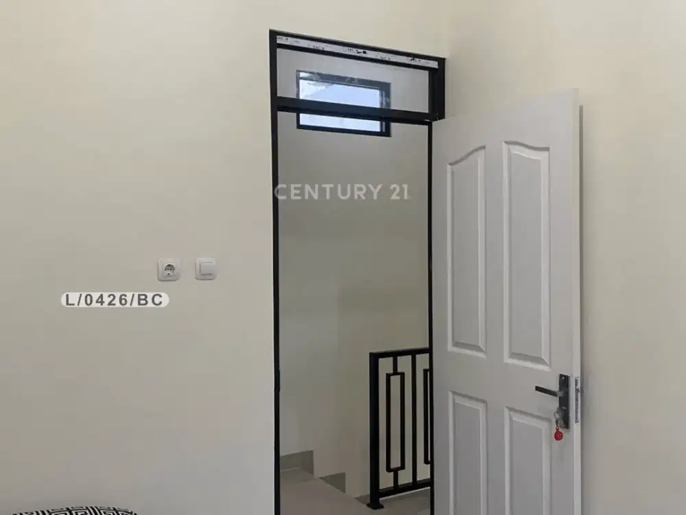 Rumah 2 Lantai Siap Huni Nyaman Di G Land Ciwastra Bandung