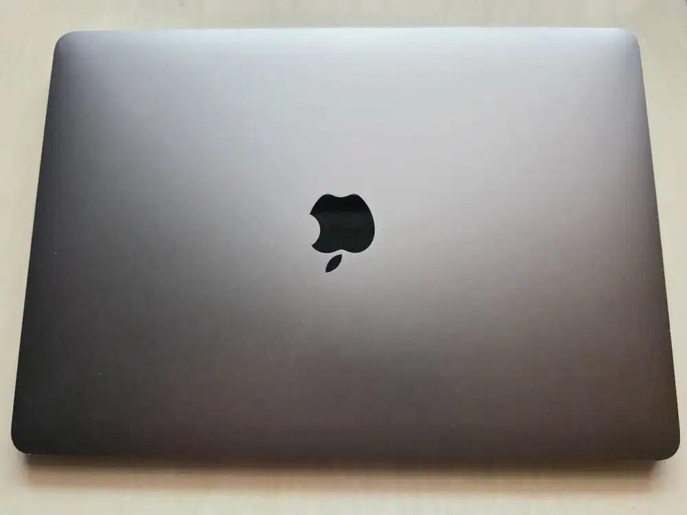 MacBook Air (Retina, 13 inci, 2019), Kondisi Mulus, No Minus