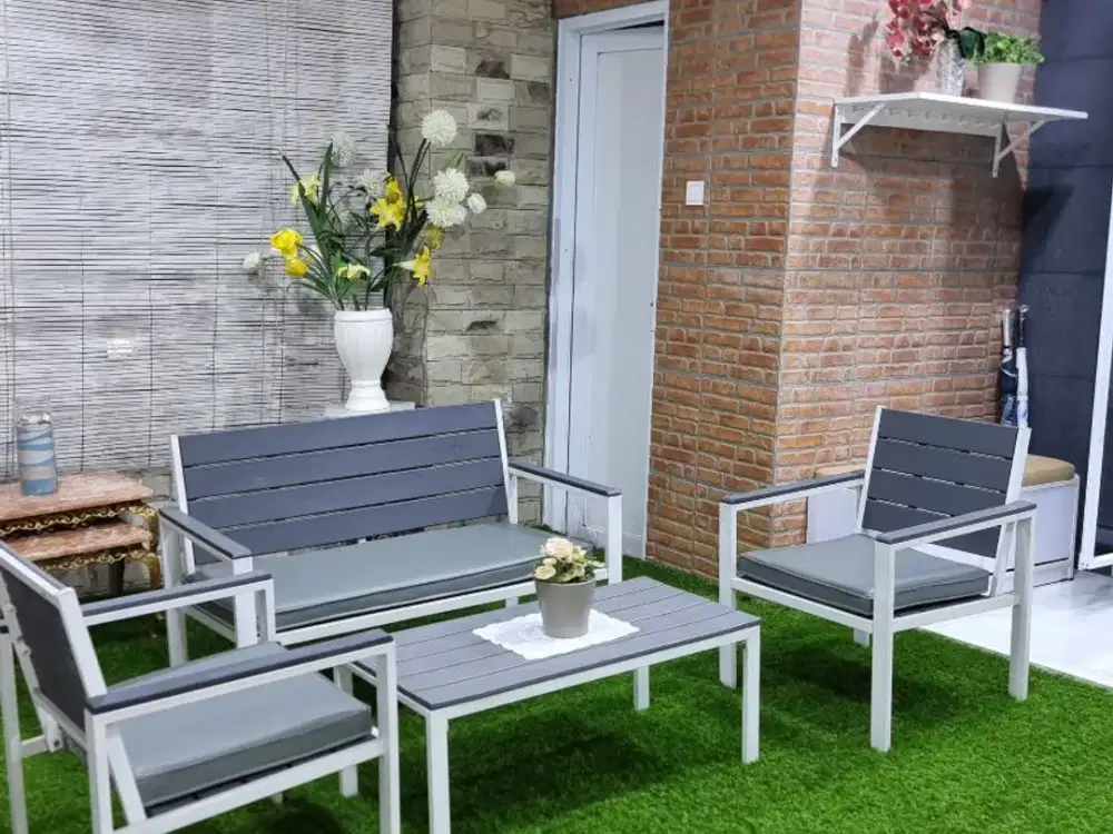 Dijual Rumah Dengan Halaman & Balcon Luas di The Mozia BSD City Tangerang