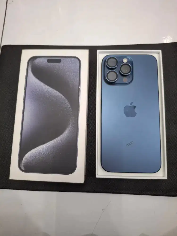 Iphone 15 pro max ibox LIKE NEW