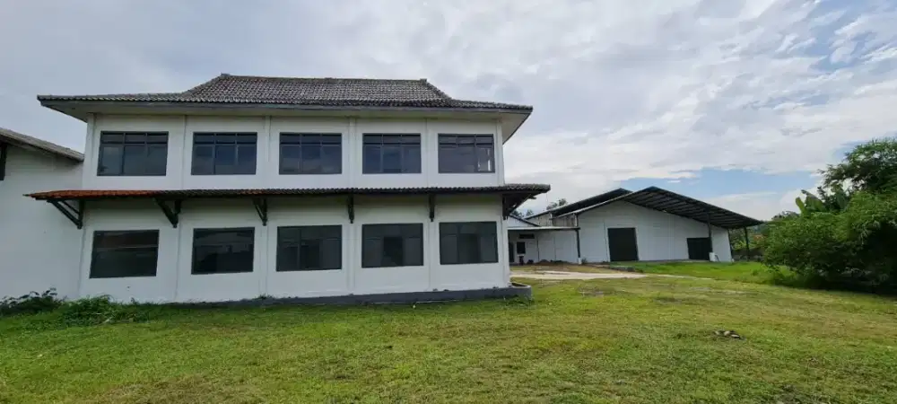 DIJUAL TANAH DAN BANGUNAN